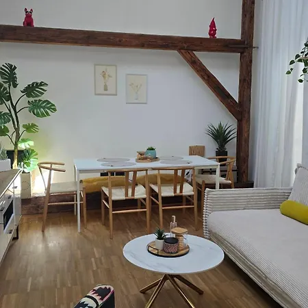 Funky Stylish Penthouse * Lublaň