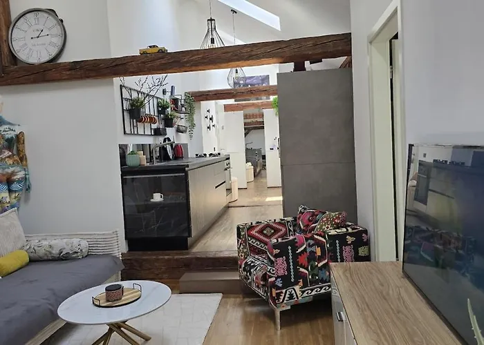 Funky Stylish Penthouse Apartma Ljubljana