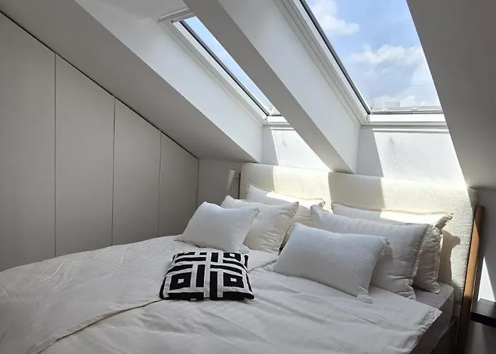 Apartma Funky Stylish Penthouse