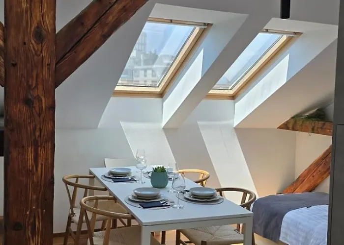 Funky Stylish Penthouse Apartma *